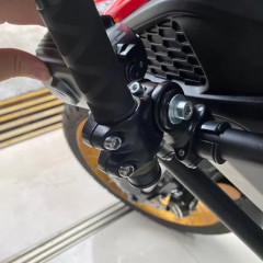 Комплект аксессуаров для установки камеры Insta 360 на трубу мотоцикла + монопод 2 метра