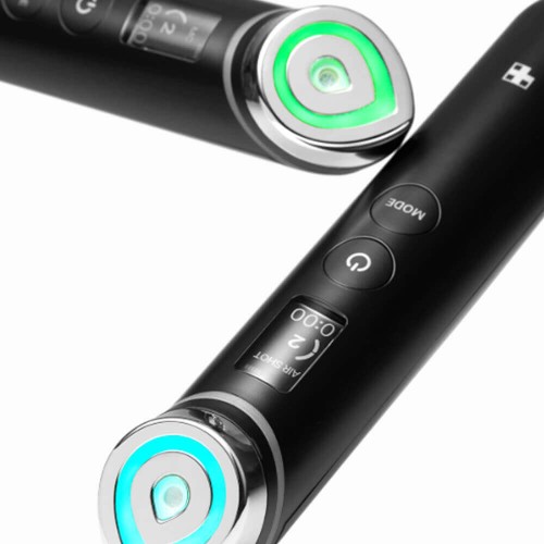 Микротоковый массажер для лица Medicube AGE-R Booster Pro Black